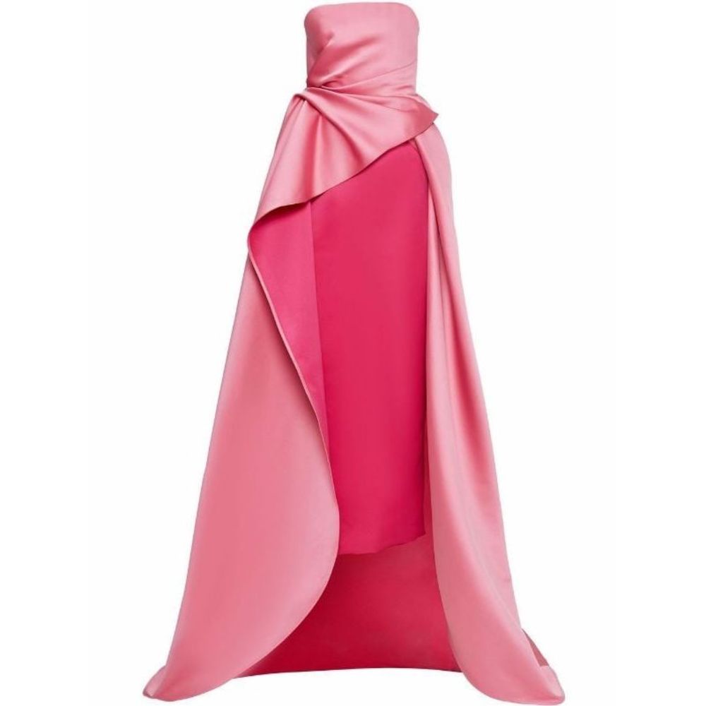 Carolina Herrera
Two-Tone Dramatic Train Gown